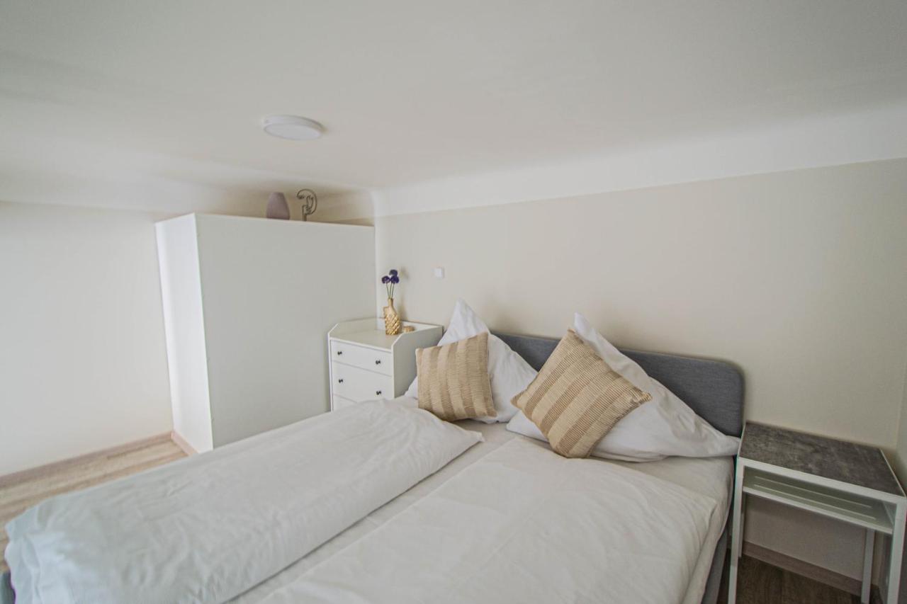 Sightseeing apartment by Ruterra Prag Exterior foto